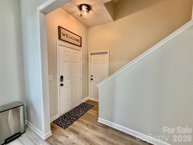 1938 Sunset Village Drive, Charlotte, NC 28216