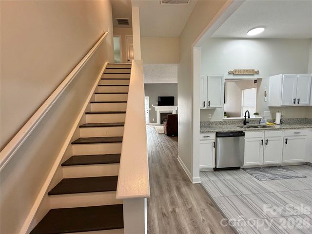 1938 Sunset Village Drive, Charlotte, NC 28216