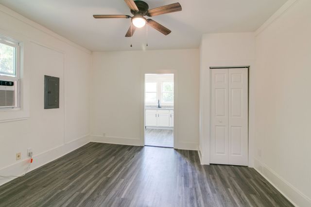 143 Emory St Apt C, Clarksville, TN 37040