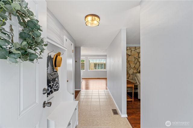 456 Snahapish Avenue SE, Ocean Shores, WA 98569