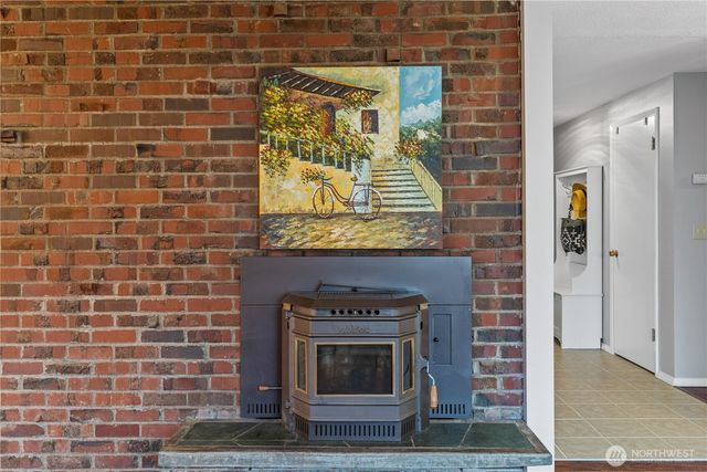 456 Snahapish Avenue SE, Ocean Shores, WA 98569