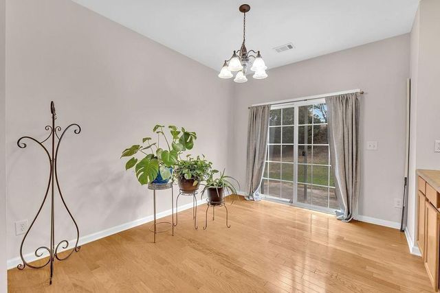 3028 SW Deerborne Court SW Court, Atlanta, GA 30331