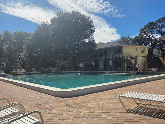 3325 Airport RD N G7, Naples, FL 34105