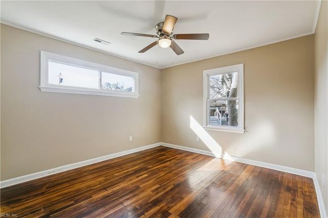 10 Westley CT, Hampton, VA 23669