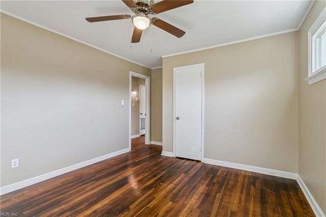 10 Westley CT, Hampton, VA 23669