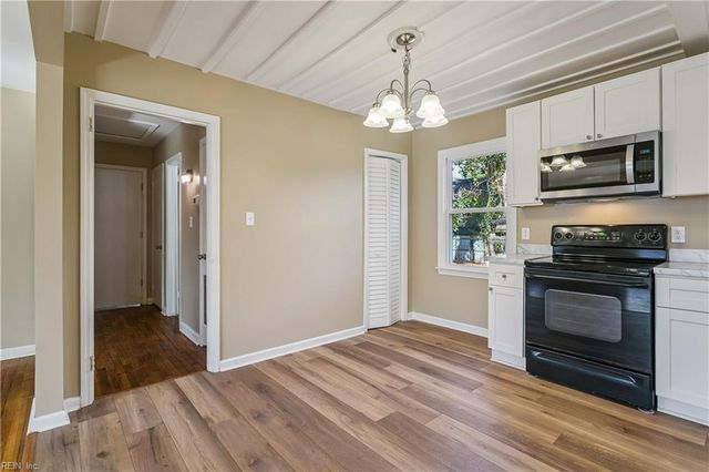 10 Westley CT, Hampton, VA 23669