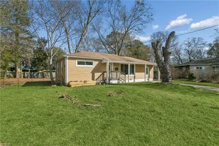 10 Westley CT, Hampton, VA 23669