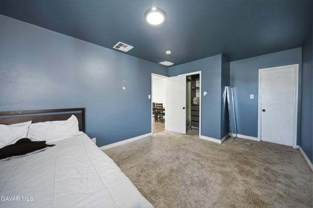 44135 11th Street, Lancaster, CA 93534