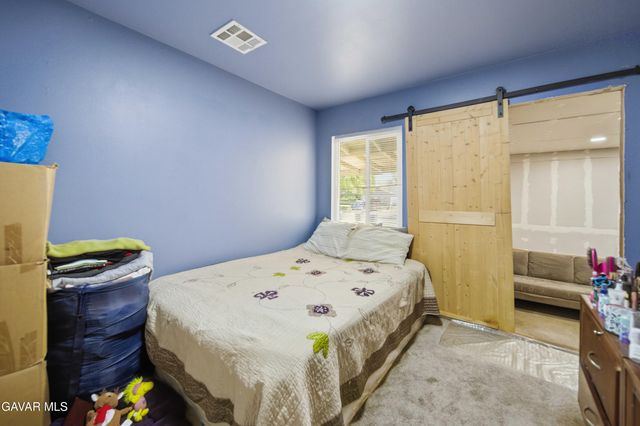 44135 11th Street, Lancaster, CA 93534