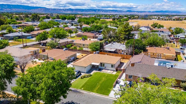 44135 11th Street, Lancaster, CA 93534