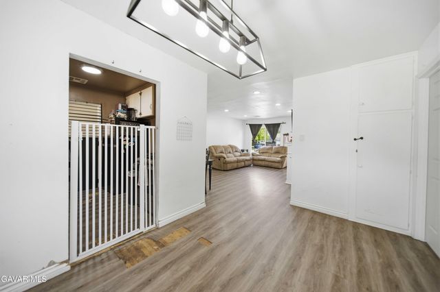 44135 11th Street, Lancaster, CA 93534