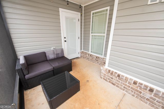 121 Locks Heath Court, Perry, GA 31069