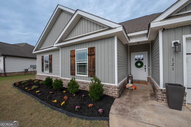 121 Locks Heath Court, Perry, GA 31069