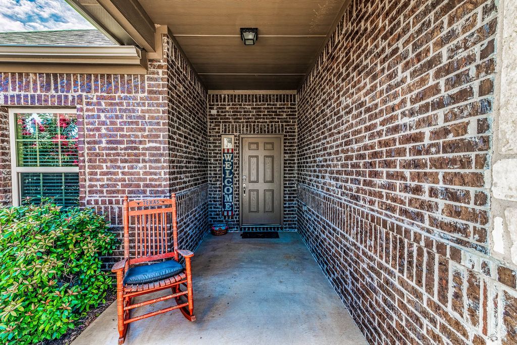 5005 Brookside Drive, Denton, TX 76226 — photo 3