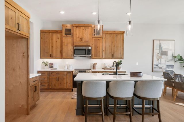 5255 Logan Drive, Battlefield, MO 65619