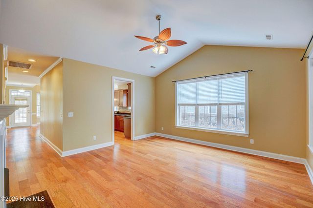 750 Creekway Circle SE, Bolivia, NC 28422