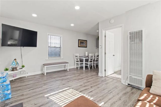 1766 E 105th, Los Angeles, CA 90002