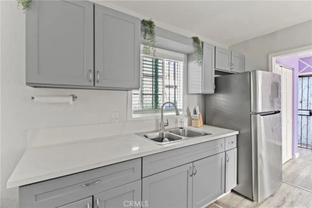 1766 E 105th, Los Angeles, CA 90002