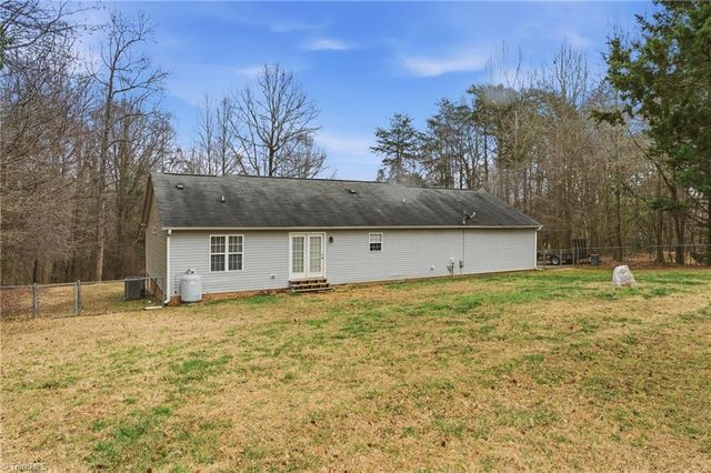 6404 Brookline Drive, Pleasant Garden, NC 27313