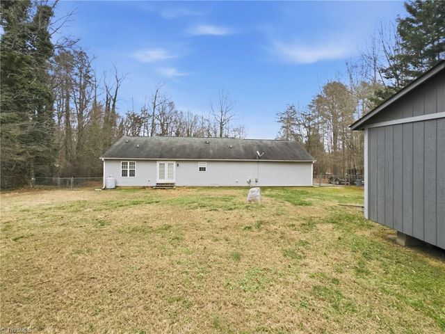 6404 Brookline Drive, Pleasant Garden, NC 27313