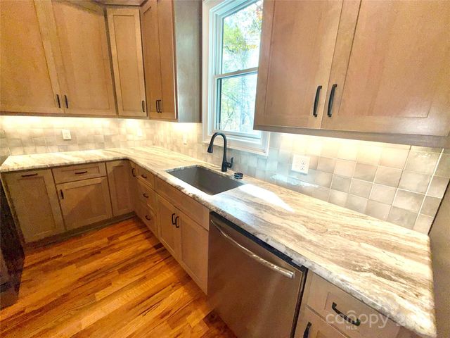 230 Catatoga Path, Brevard, NC 28712