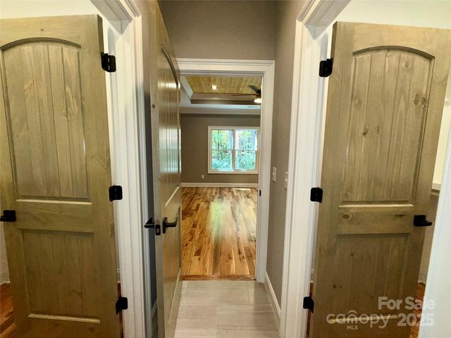 230 Catatoga Path, Brevard, NC 28712