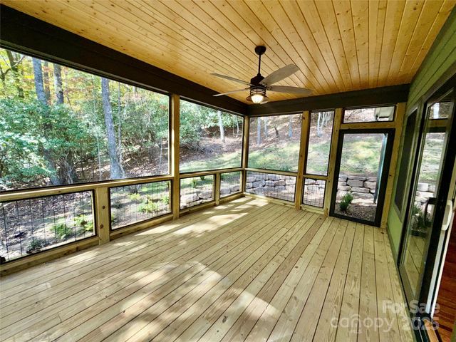 230 Catatoga Path, Brevard, NC 28712