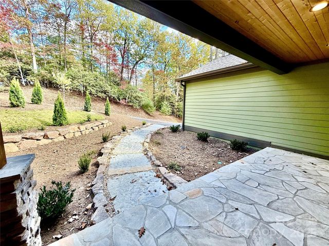 230 Catatoga Path, Brevard, NC 28712