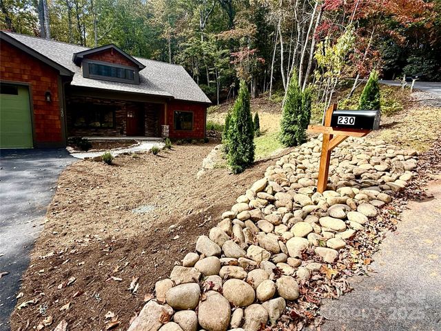 230 Catatoga Path, Brevard, NC 28712