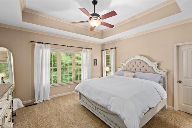 1215 Netterillo Drive, Winston-salem, NC 27103