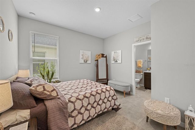 2512 HIGH TIDES WAY, Wesley Chapel, FL 33543