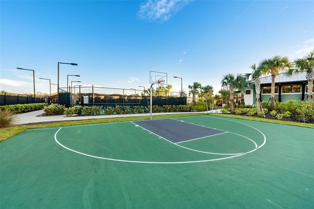 2512 HIGH TIDES WAY, Wesley Chapel, FL 33543