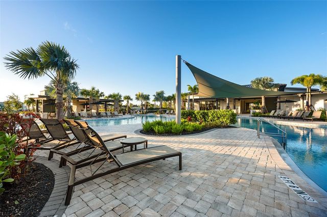 2512 HIGH TIDES WAY, Wesley Chapel, FL 33543