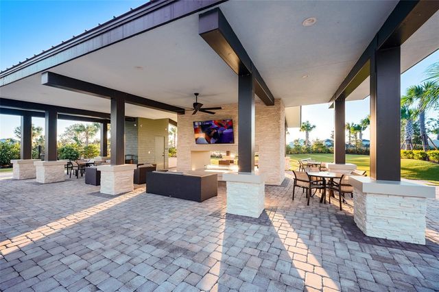 2512 HIGH TIDES WAY, Wesley Chapel, FL 33543