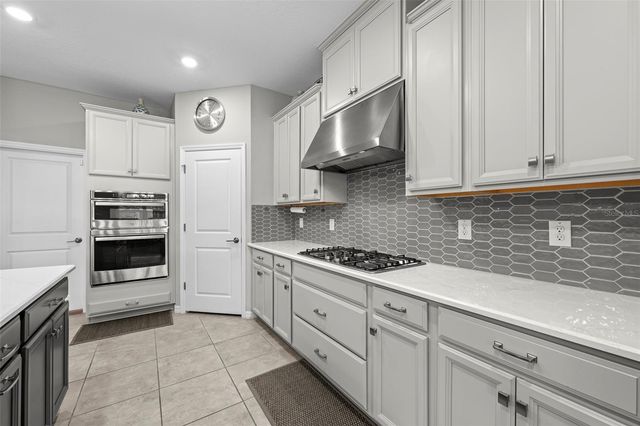 2512 HIGH TIDES WAY, Wesley Chapel, FL 33543