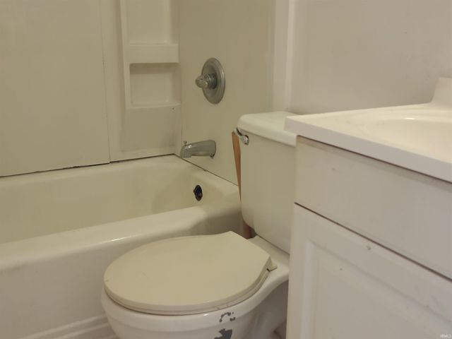 1340 Fay Drive, Fort Wayne, IN 46807