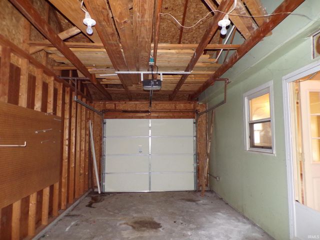 1340 Fay Drive, Fort Wayne, IN 46807