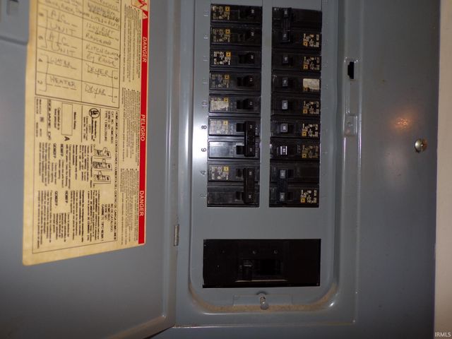 1340 Fay Drive, Fort Wayne, IN 46807