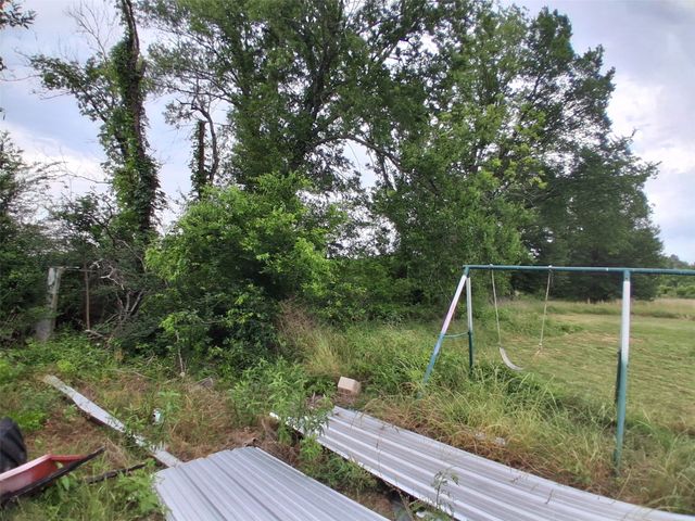 400 Hopkins Street, Alba, TX 75410