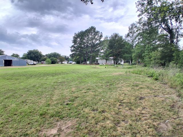 400 Hopkins Street, Alba, TX 75410