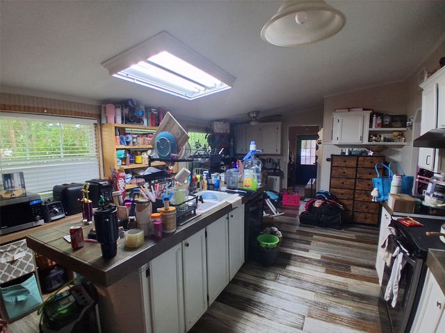 400 Hopkins Street, Alba, TX 75410