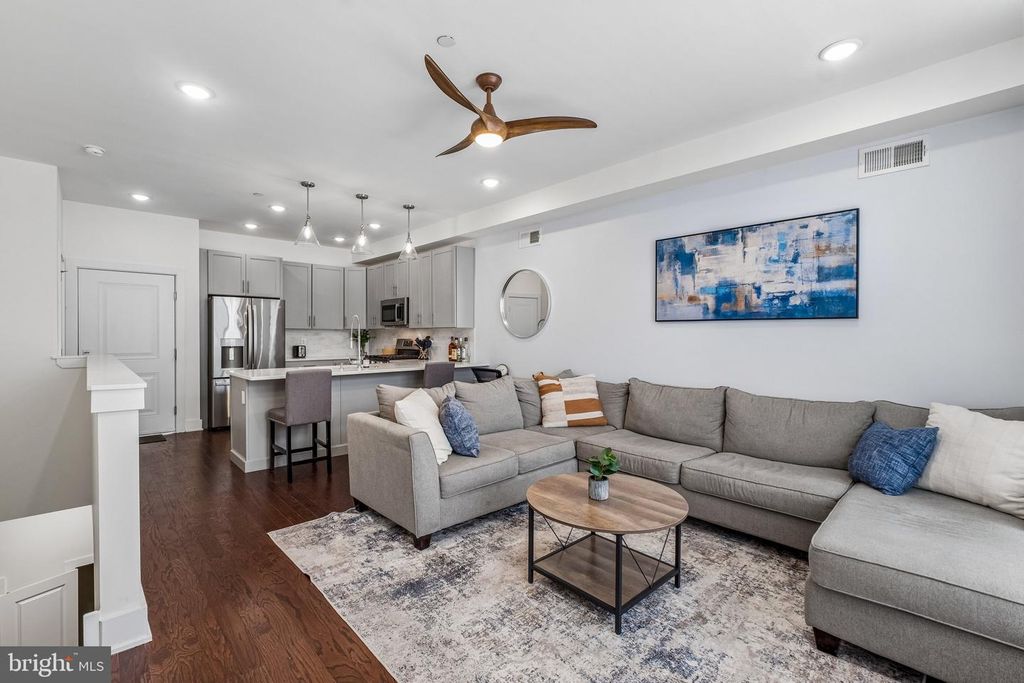 518 W MONTGOMERY AVE #6, PHILADELPHIA, PA 19122 — photo 4