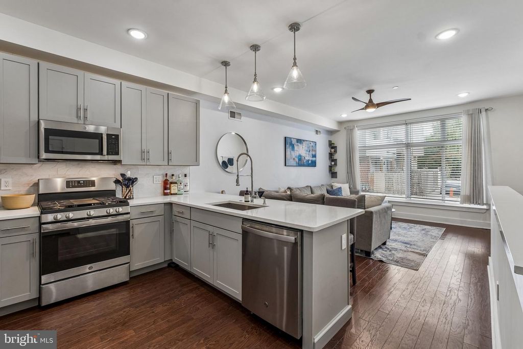 518 W MONTGOMERY AVE #6, PHILADELPHIA, PA 19122 — photo 5