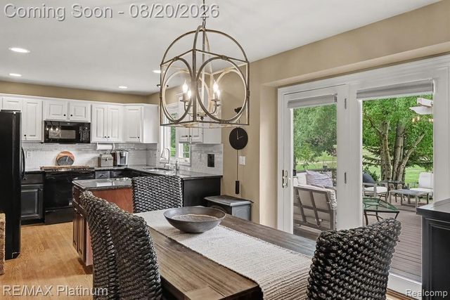 3020 Patriot Square, Davisburg, MI 48350