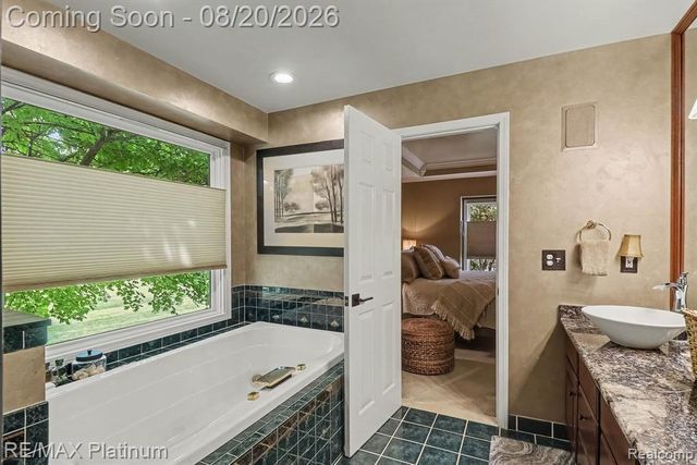 3020 Patriot Square, Davisburg, MI 48350