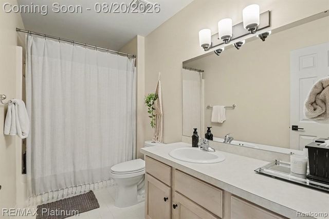 3020 Patriot Square, Davisburg, MI 48350