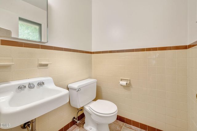 321 Clarendon Crescent, Raleigh, NC 27610