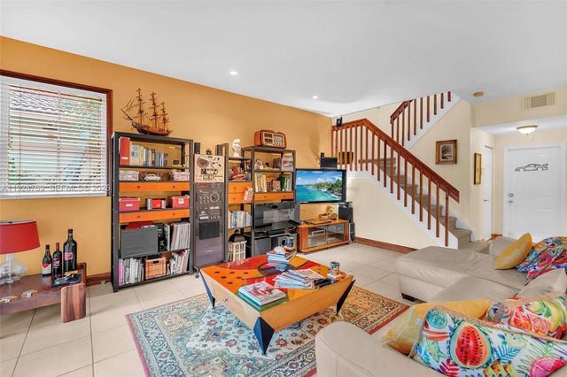 113 NW 73rd Terrace, Plantation, FL 33317