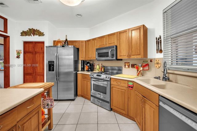 113 NW 73rd Terrace, Plantation, FL 33317