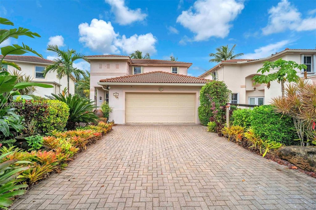 113 NW 73rd Terrace, Plantation, FL 33317